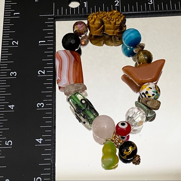 Handmade Pi Xiu Natural Gemstones Mixed Beads Crystal 8-inch Lucky Bracelet - Picture 13 of 16